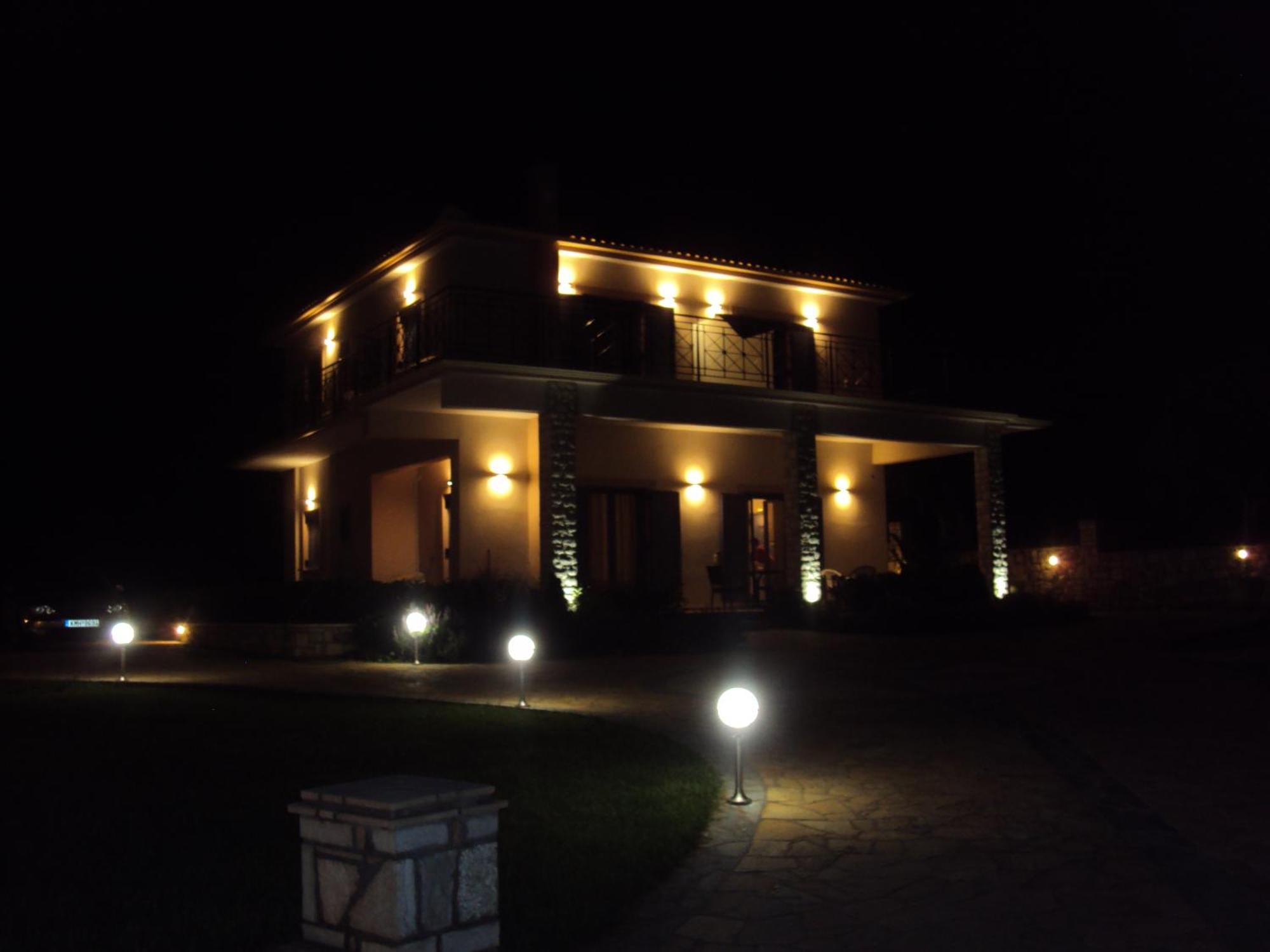 Villa Nostos Koróni エクステリア 写真